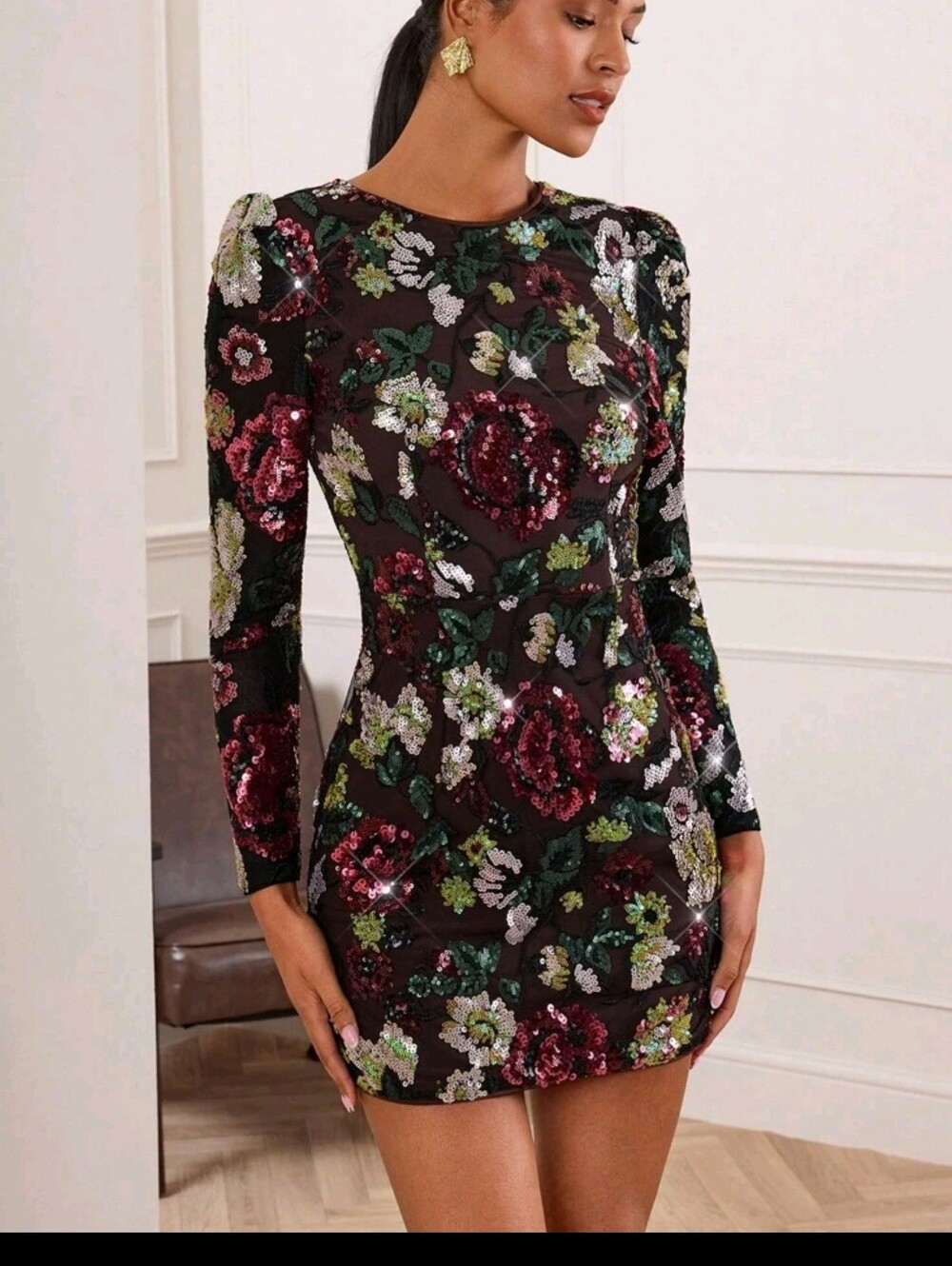 Women's Elegant Sequin Embroidery Fitted Mini Dress - Picture 8 of 9